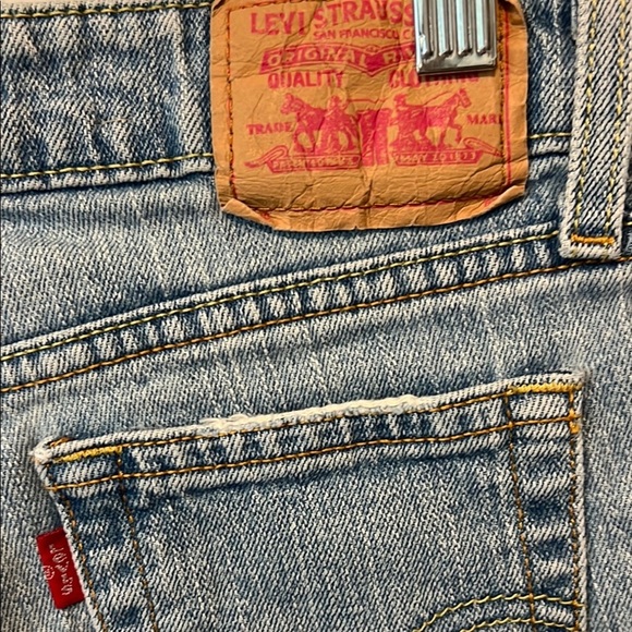 Levi's Blue Jean Shorts with Distressed Hem - Picture 4 of 5